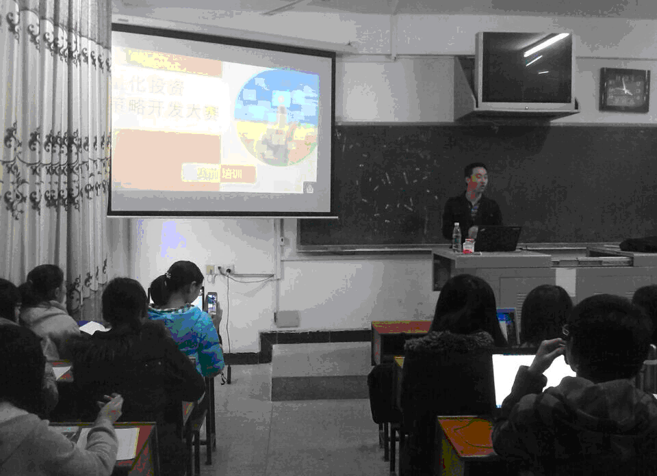 点击在新窗口中打开图片