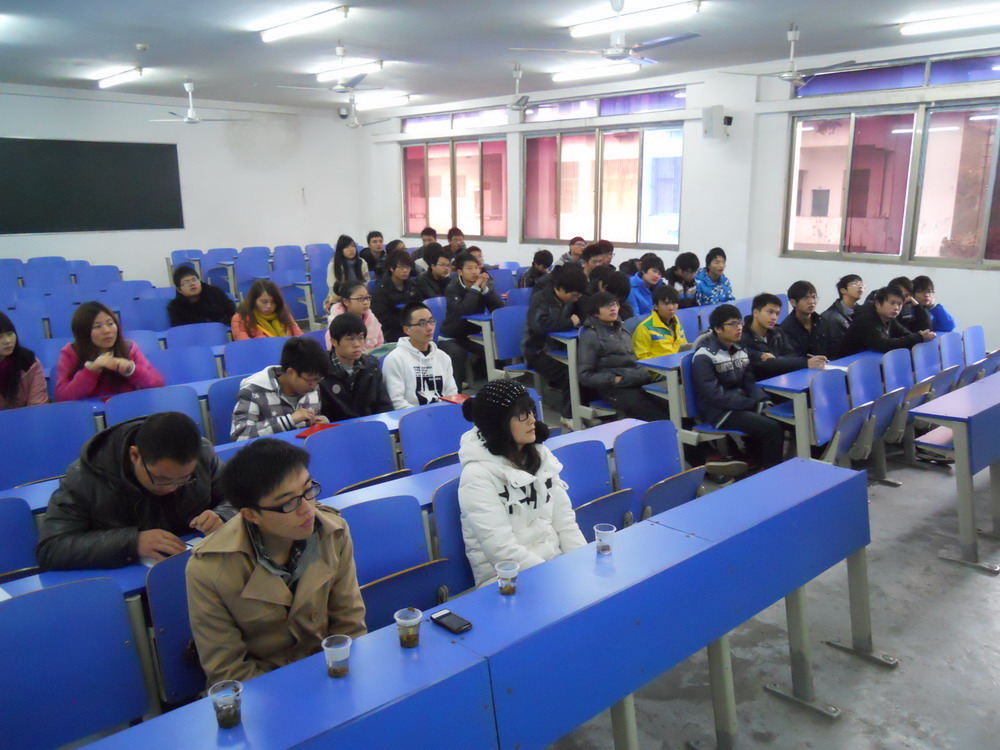 点击在新窗口中打开图片